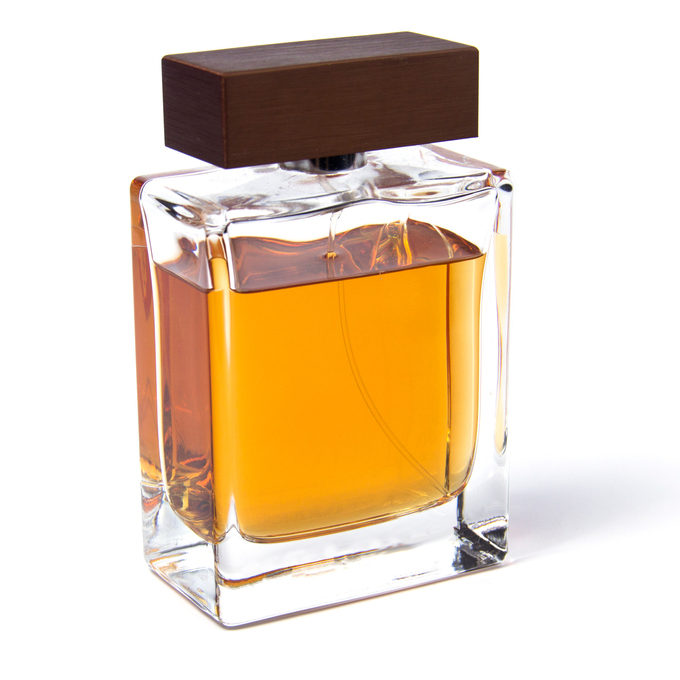 Picture of luxurious amber eau de parfum